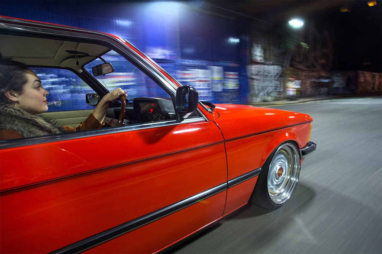 BMW E21 on Air Lift Performance