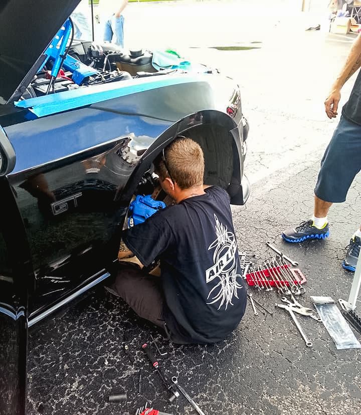 Air Lift Performance at Mustang week