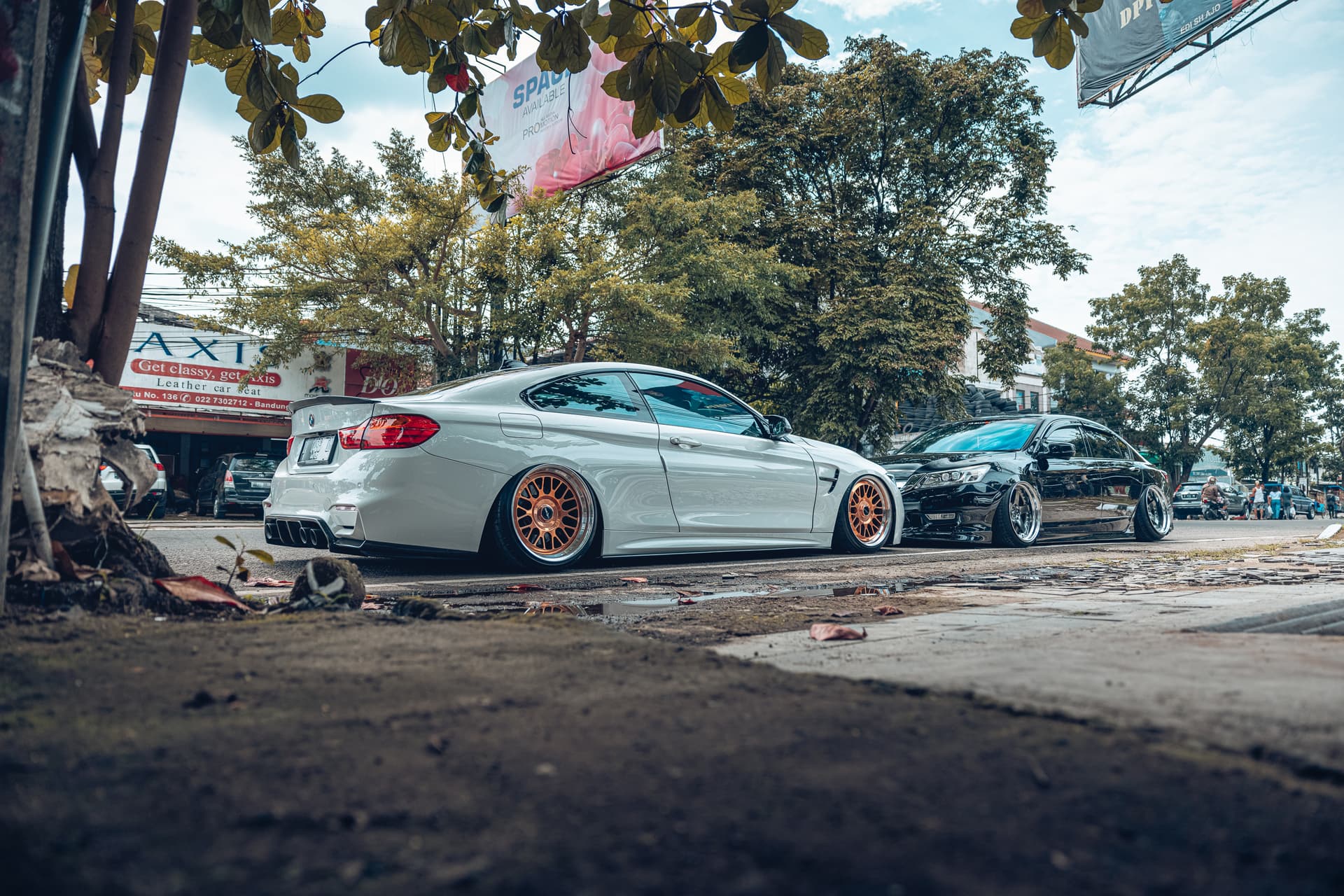 Air Lift Indonesia Art Custom Shop pic - outside shot