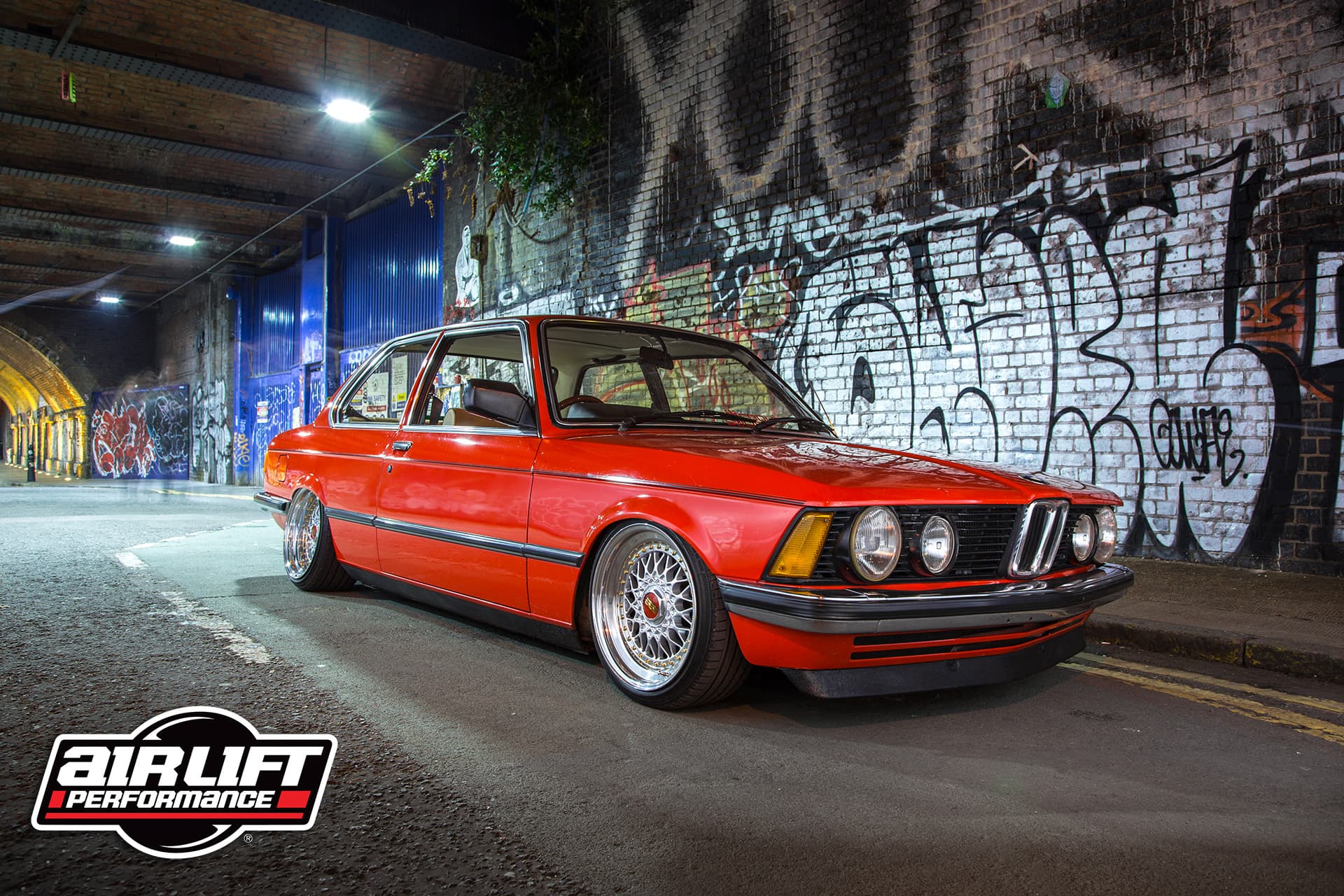 WALLPAPER: Air Lift Equipped E21 BMW