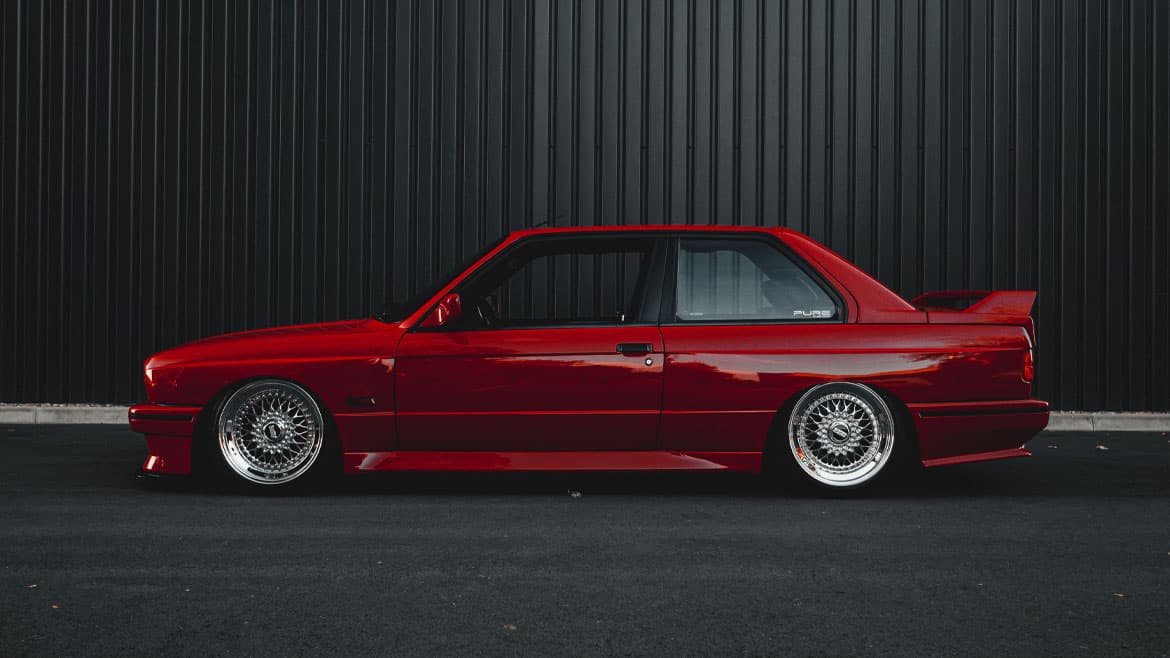 88BMW-E30-05