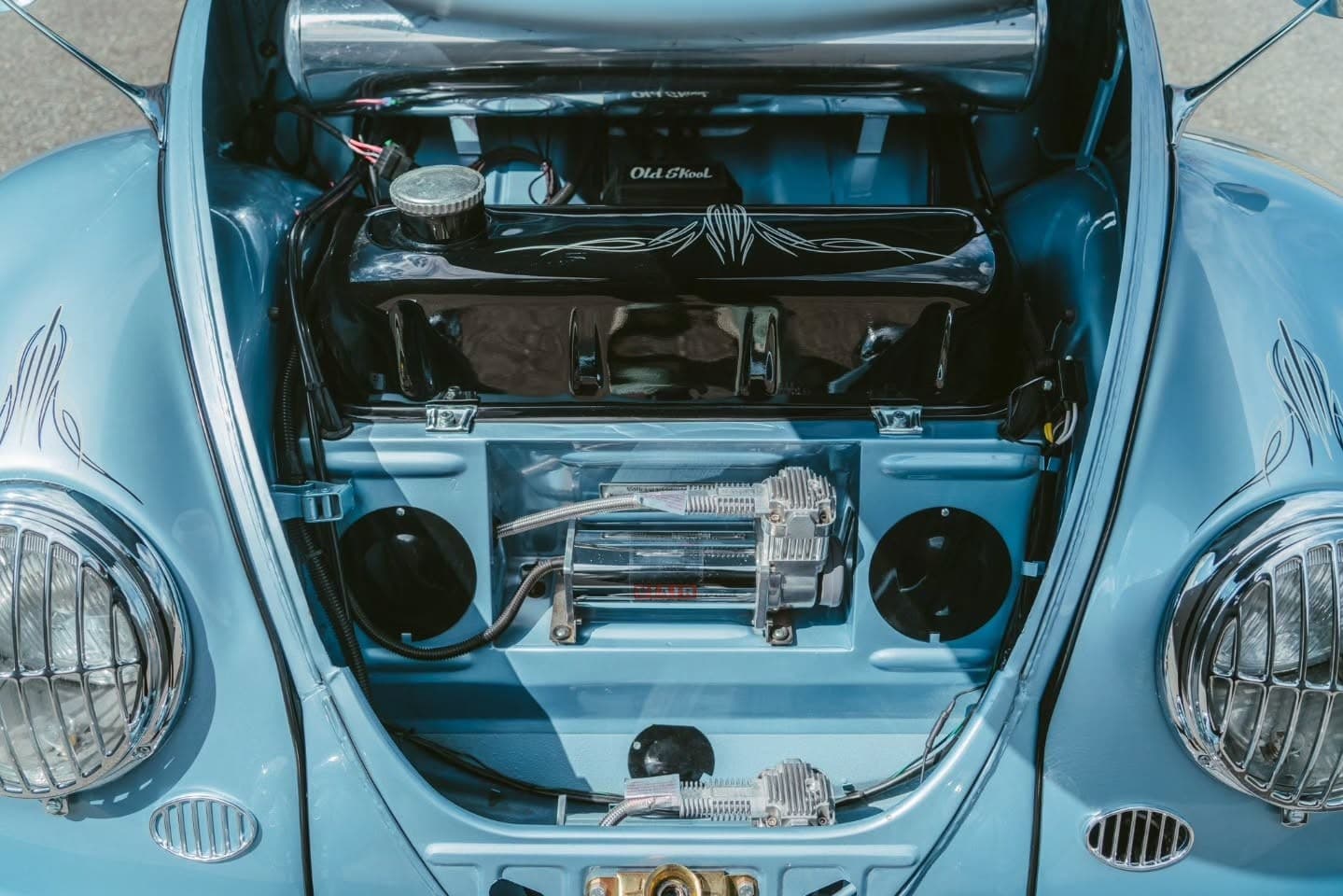 Custom 1959 VW Beetle with Air Lift Performance suspension