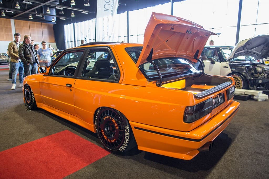 Nick Sahota&#039;s BMW E30 M3 on Air Lift Performance