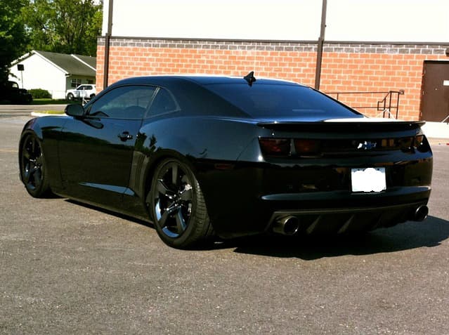 Air Lift Performance Pitch Black Camaro