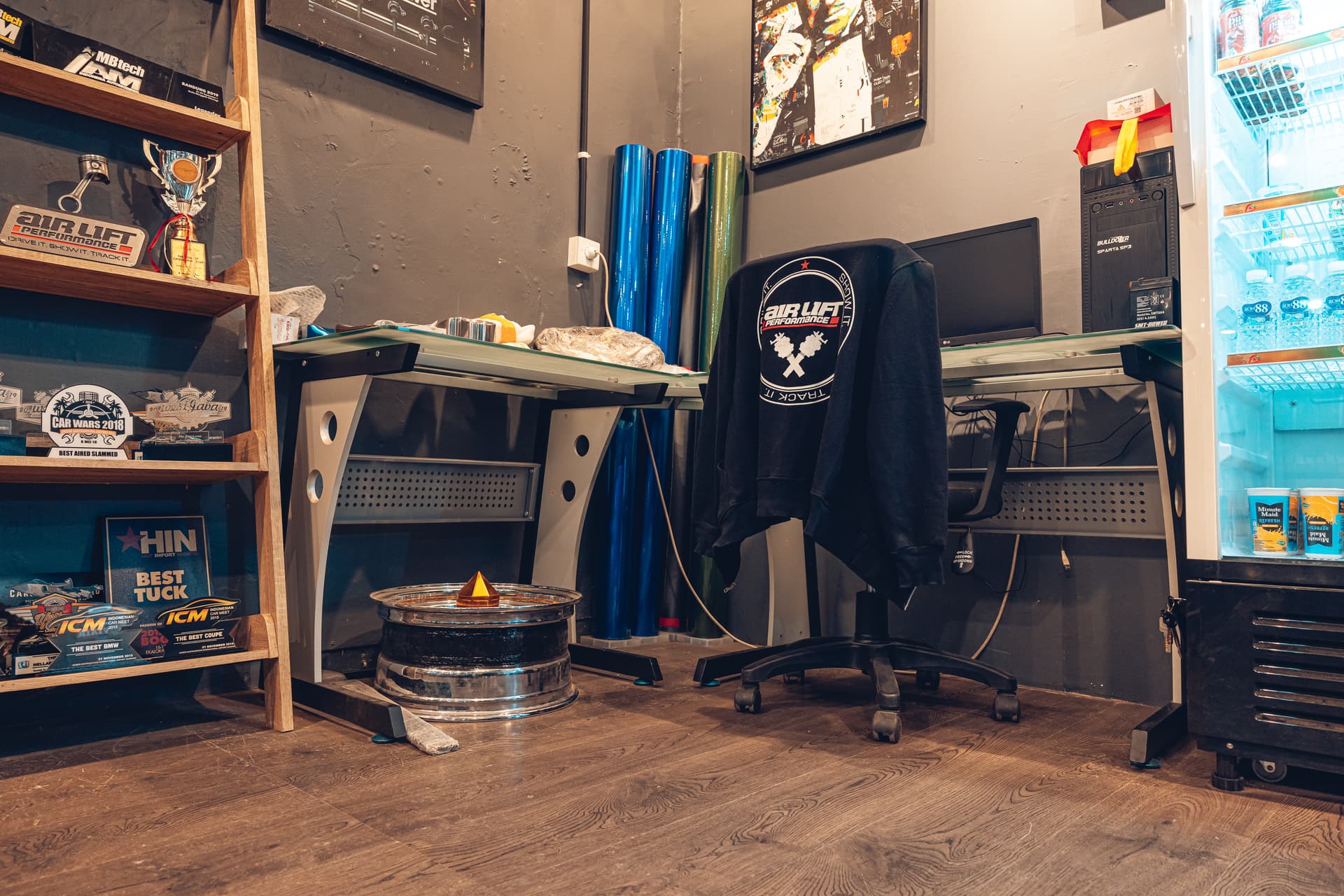 Air Lift Indonesia Art Custom office pic