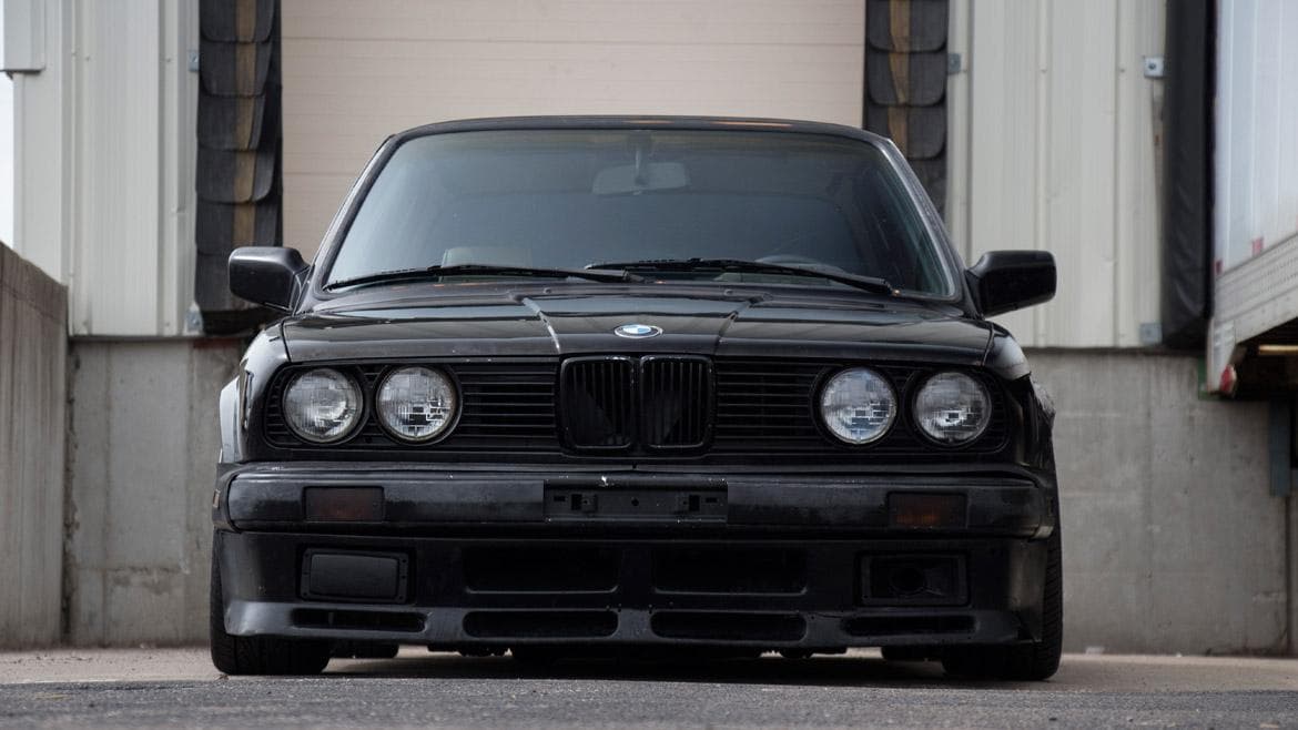 vehicle-bmw-e30-7