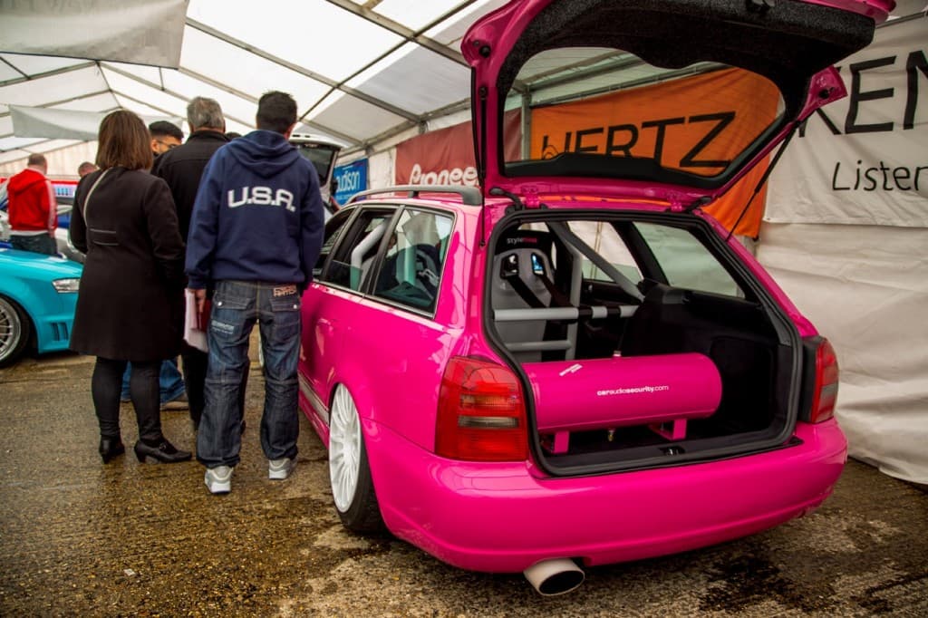 Air Lift Performance with Players Audi S4 hits Performance VW cover!