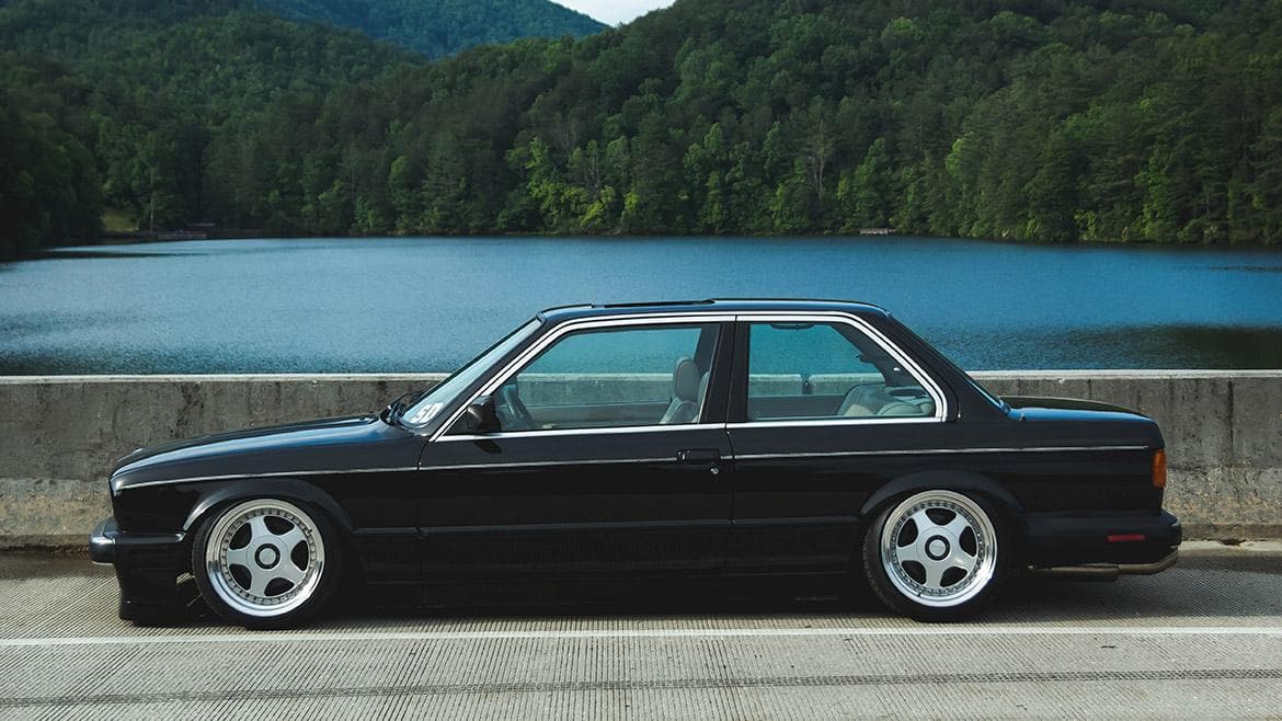 vehicle-bmw-e30-8