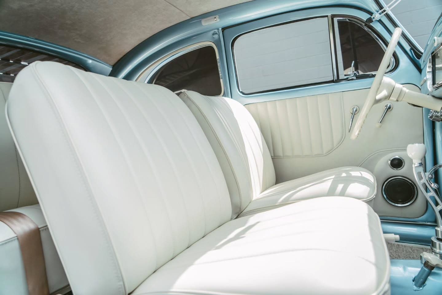 Custom 1959 VW Beetle with Air Lift Performance suspension