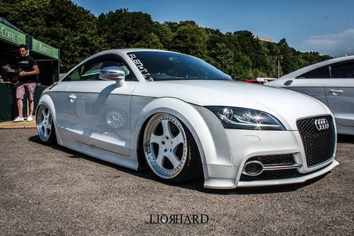 Air Lift in the UK: Elmo’s slammed Audi TTS