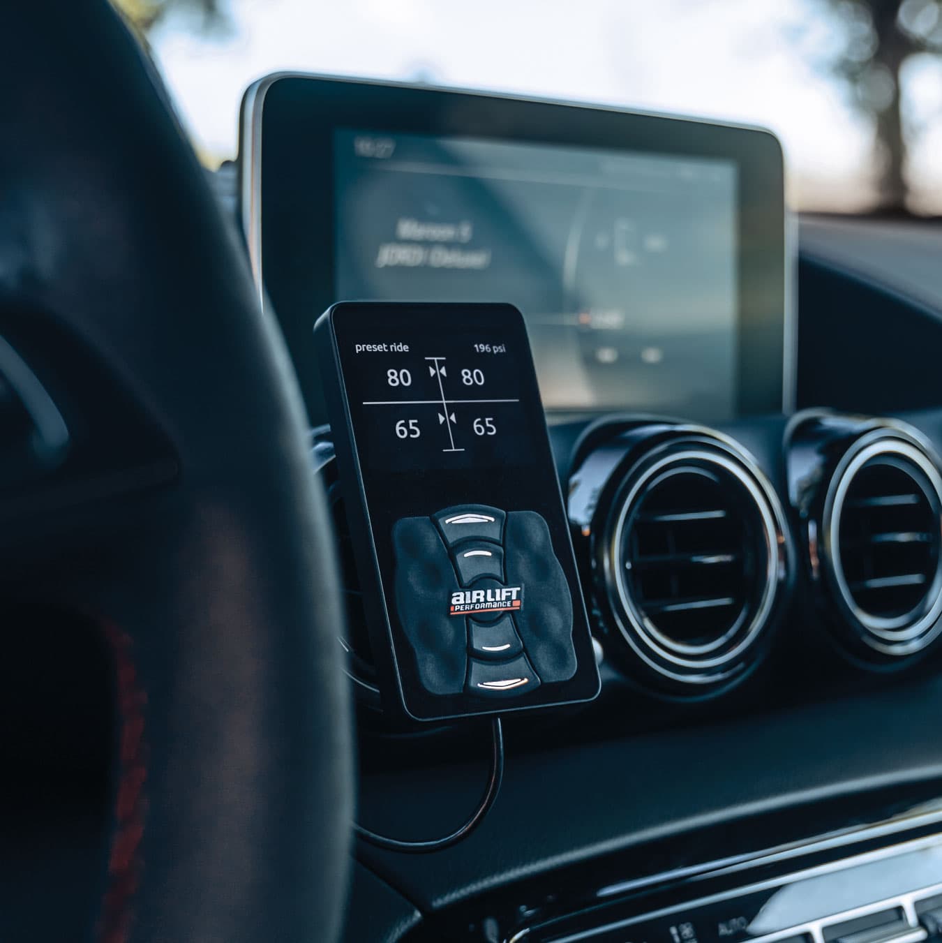 Air Management Controller mounted on dashboard