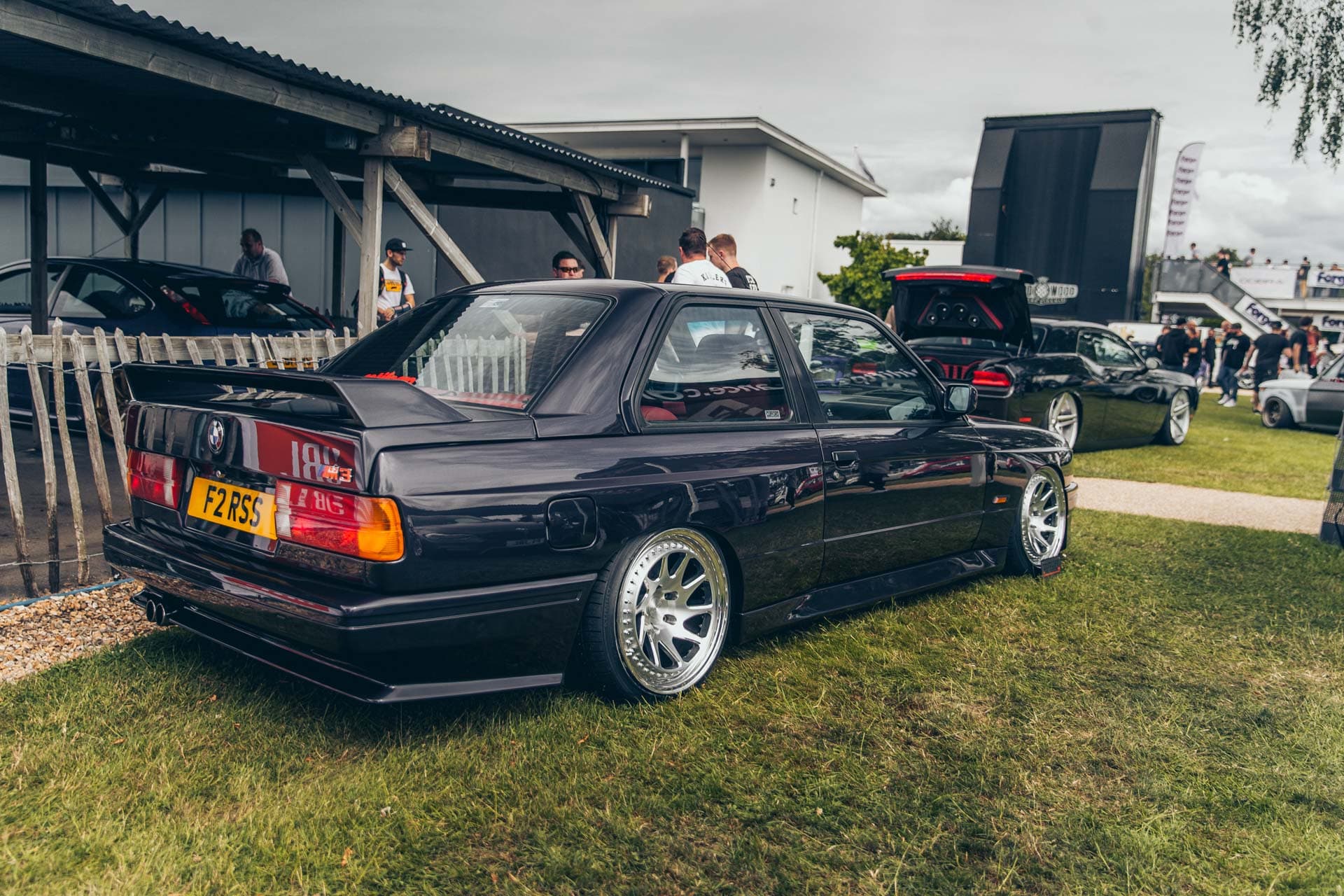 AK7Z9863