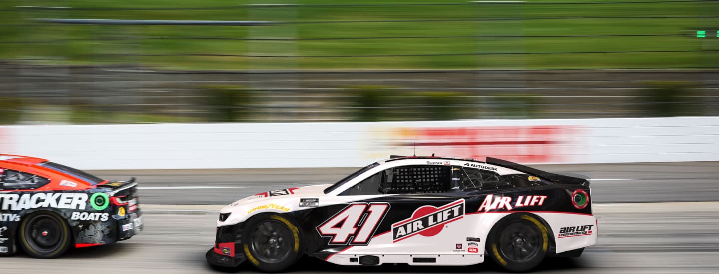 Air Lift Nascar