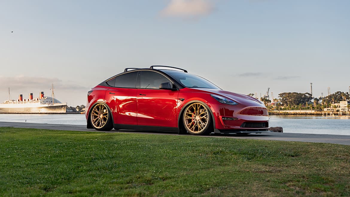 21Tesla-ModelY-07