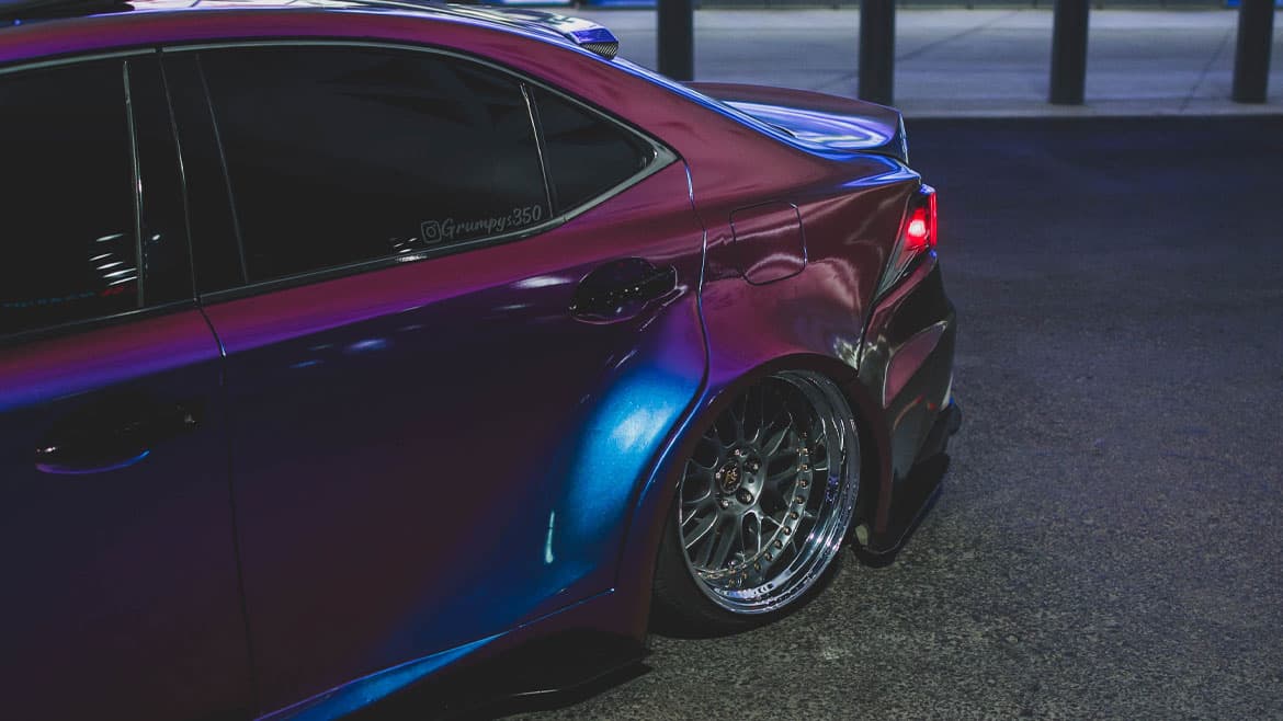 15Lexus-IS350-05