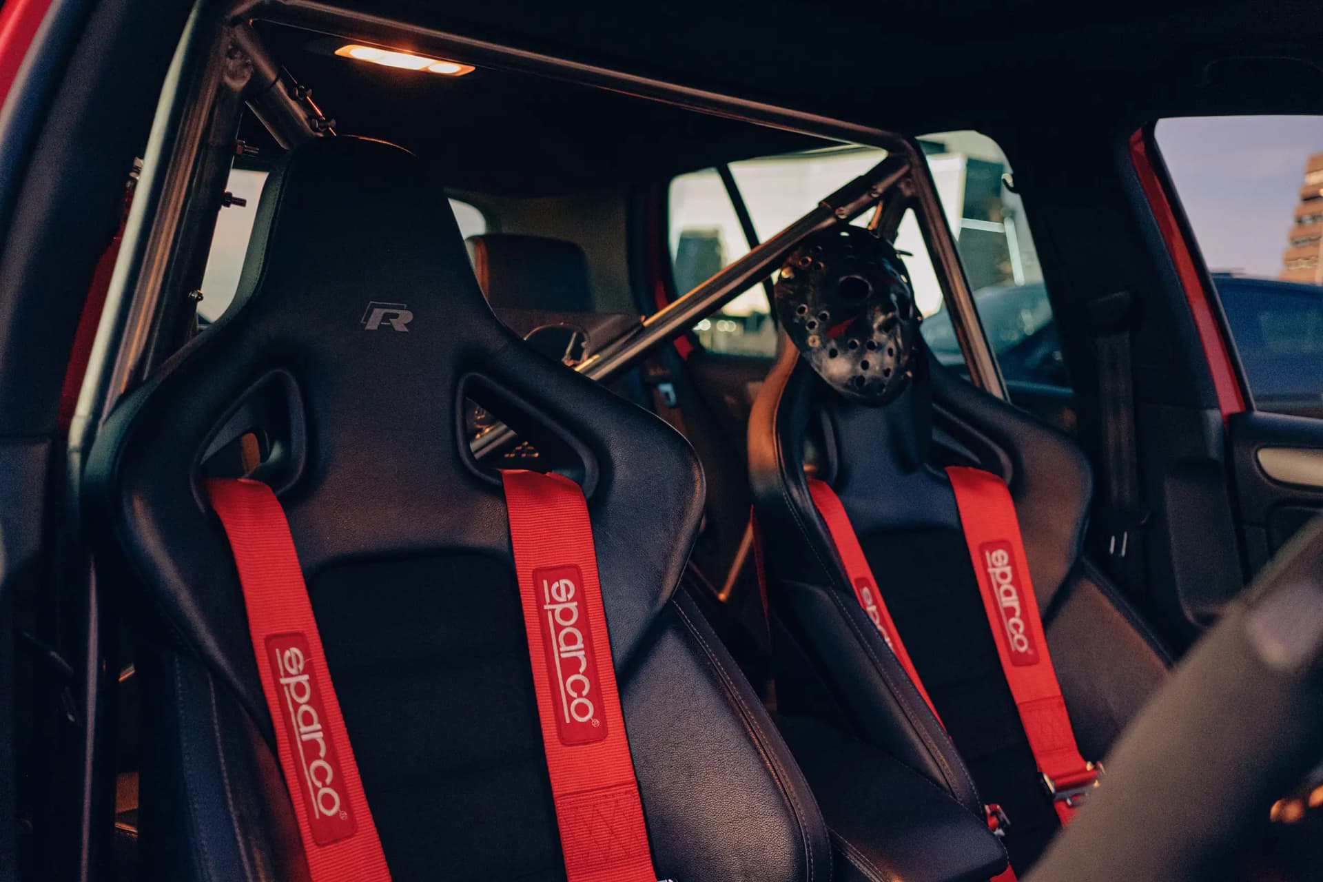 SA VW GOLFS RED