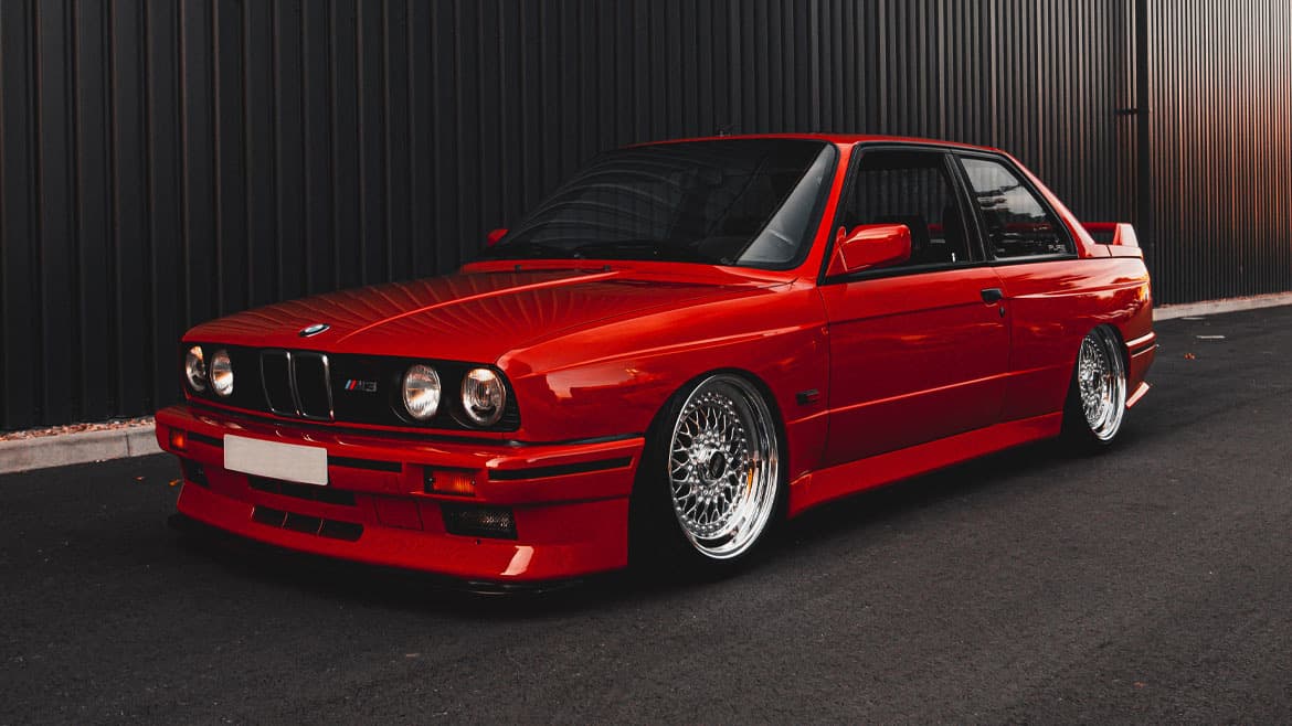 88BMW-E30-03
