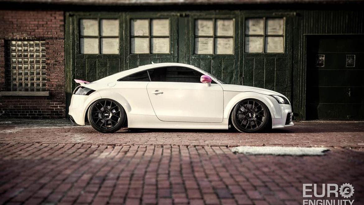 vehicle-audi-tt-rs-2