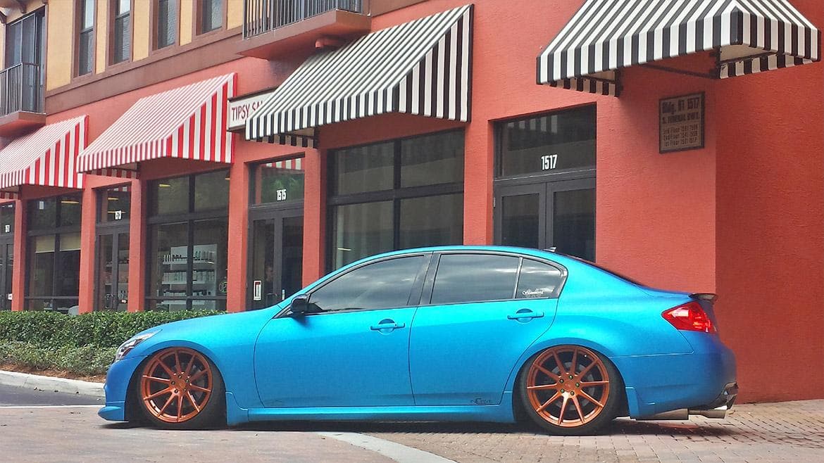 vehicle-infiniti-g37-8