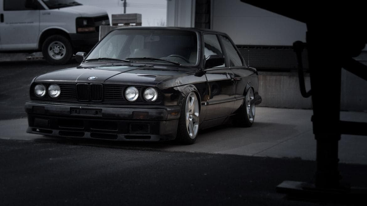 vehicle-bmw-e30-5