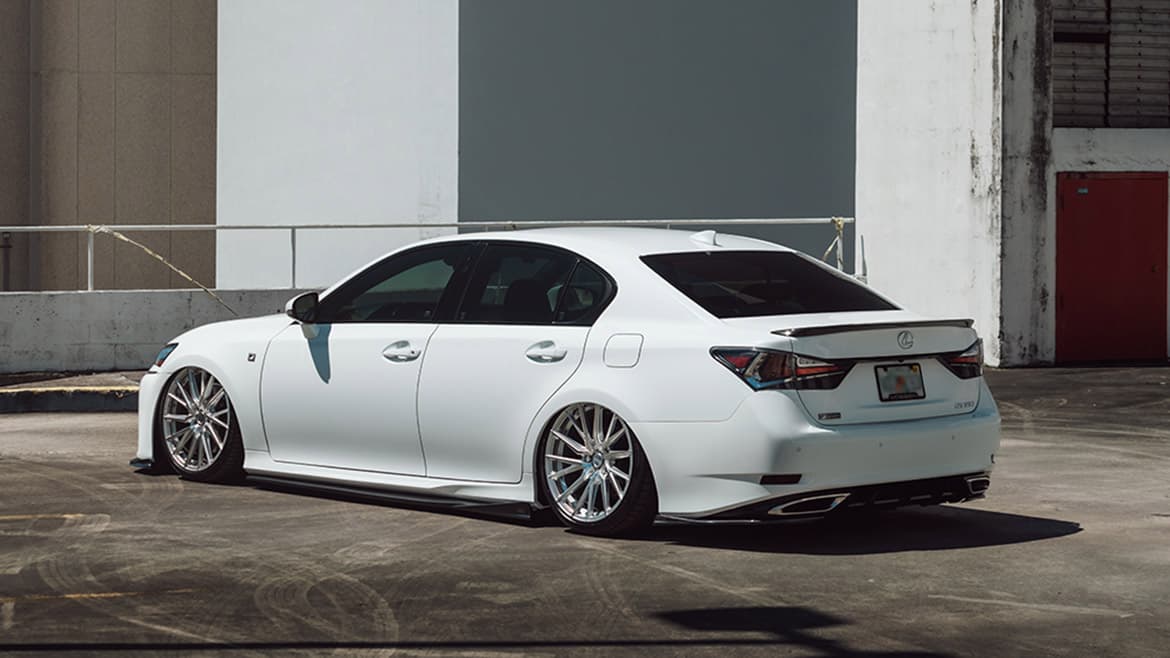 18Lexus-GS350-03